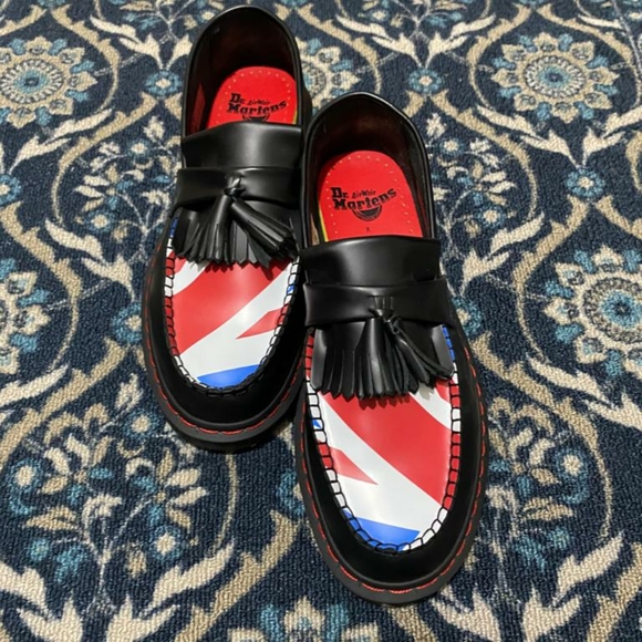 Dr Martens - Picture 4 of 5